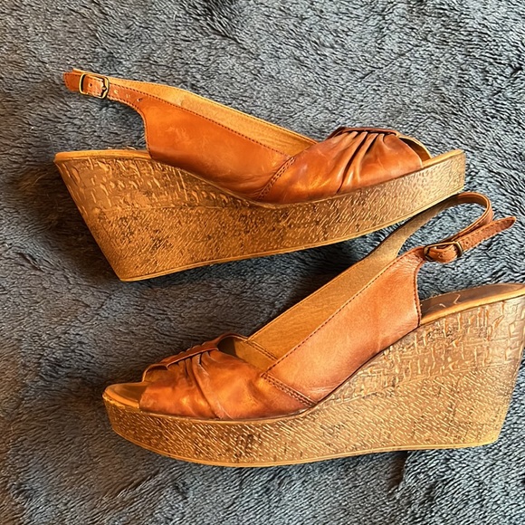 Aldo size 40 wedge sandal - Picture 4 of 8